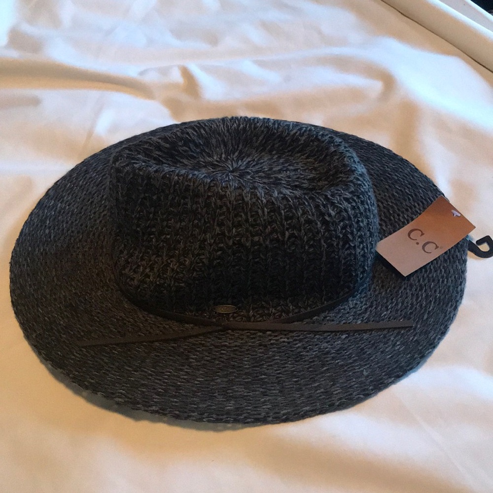 Cc black woven hat